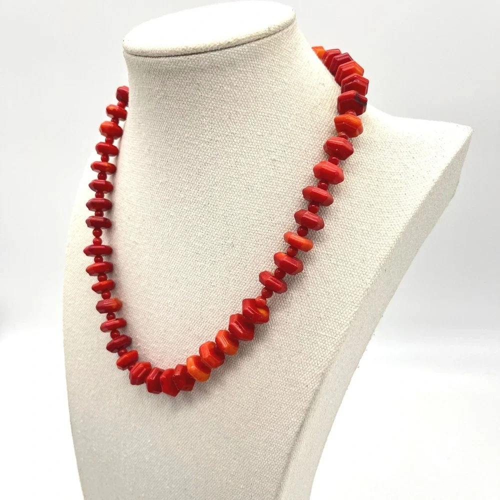 Unbranded red coral